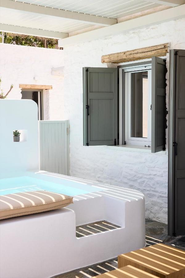 Wise Luxury Suites Kíthnos Exterior foto