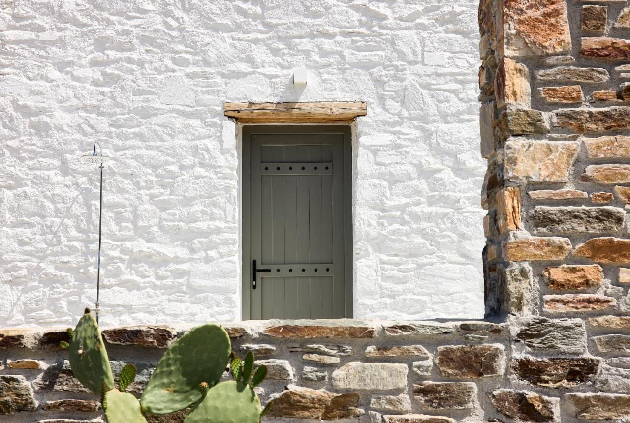 Wise Luxury Suites Kíthnos Exterior foto